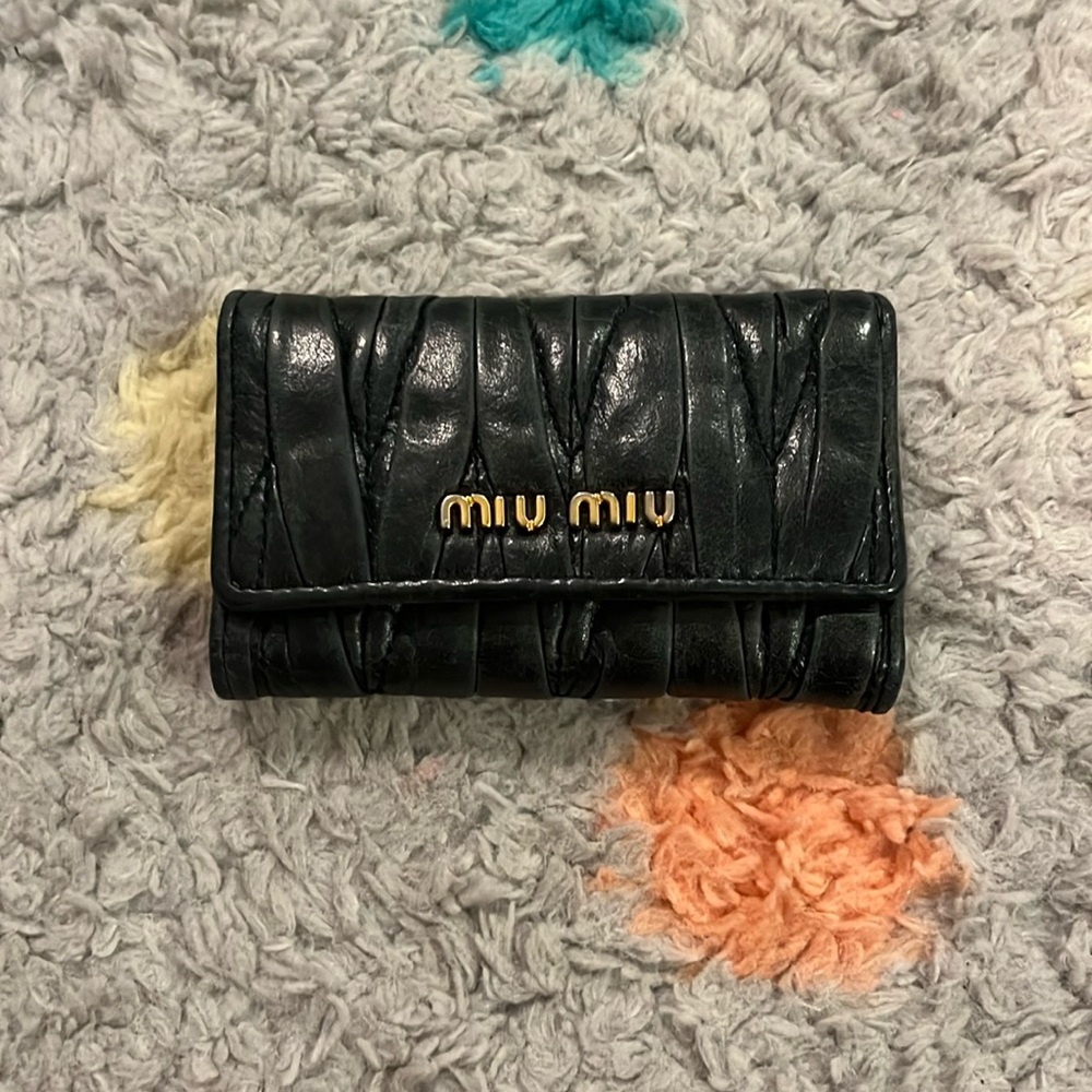 miu miu key wallet!